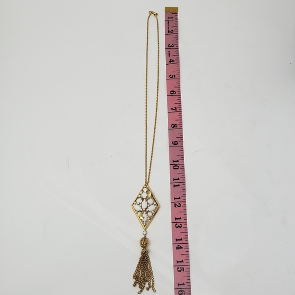 Alice Caviness Necklace Vintage Gold White Tassel - Picture 6 of 8